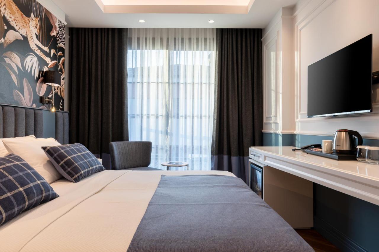 Motif Hotel Çeşme Luaran gambar